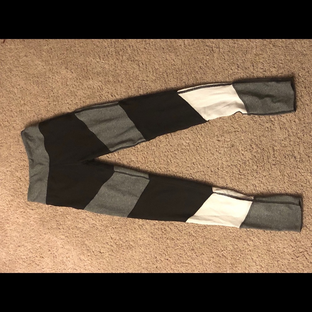 Yoga pants/ High-rise Legging